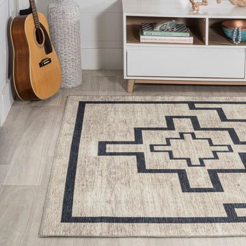 Ashkii Minimalist Medallion Machine-washable Area Rug